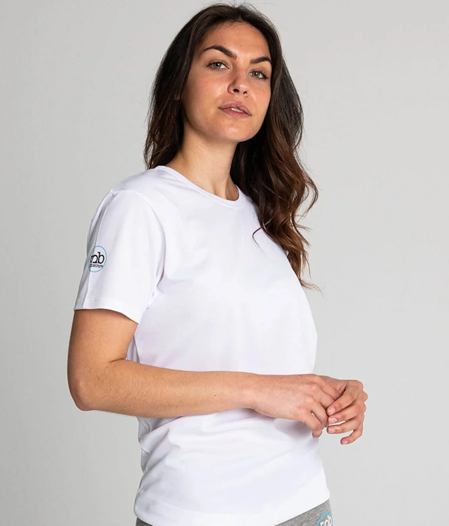 Camiseta antimosquitos técnica mujer blanca 3